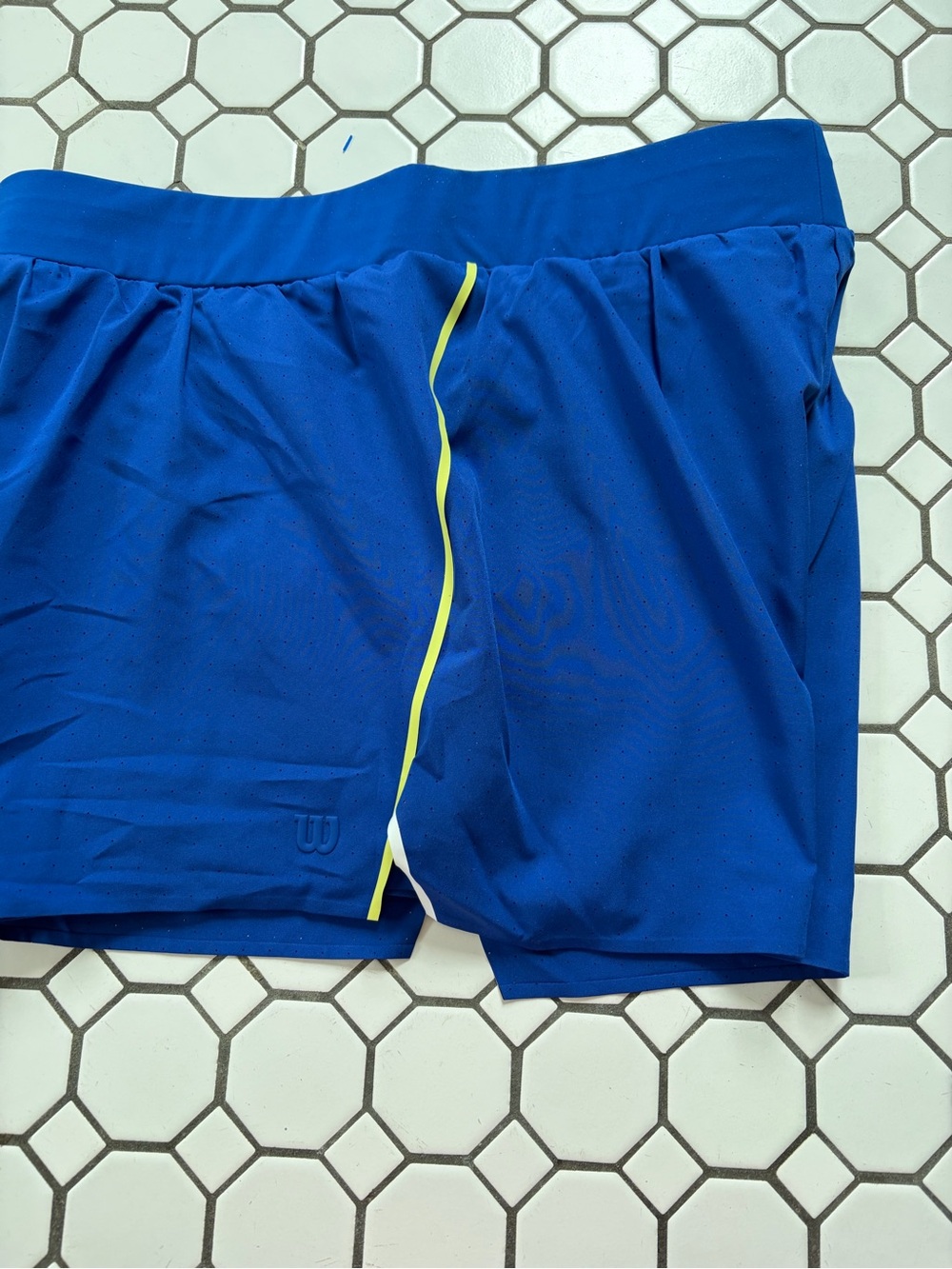 Wilson Backswing Pleated Women’s Tennis Shorts With Built In Shorts Size L  Blue - Picture 2 of 6